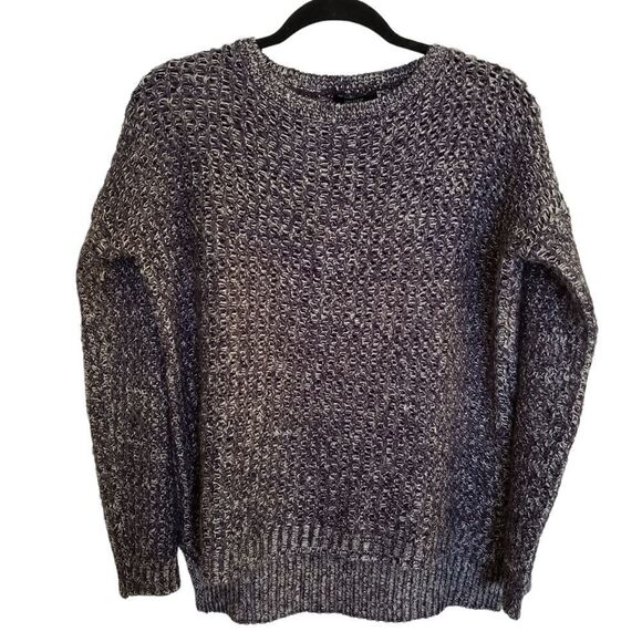 Forever 21 Chunky Knit Sweater Size Medium - Picture 1 of 6